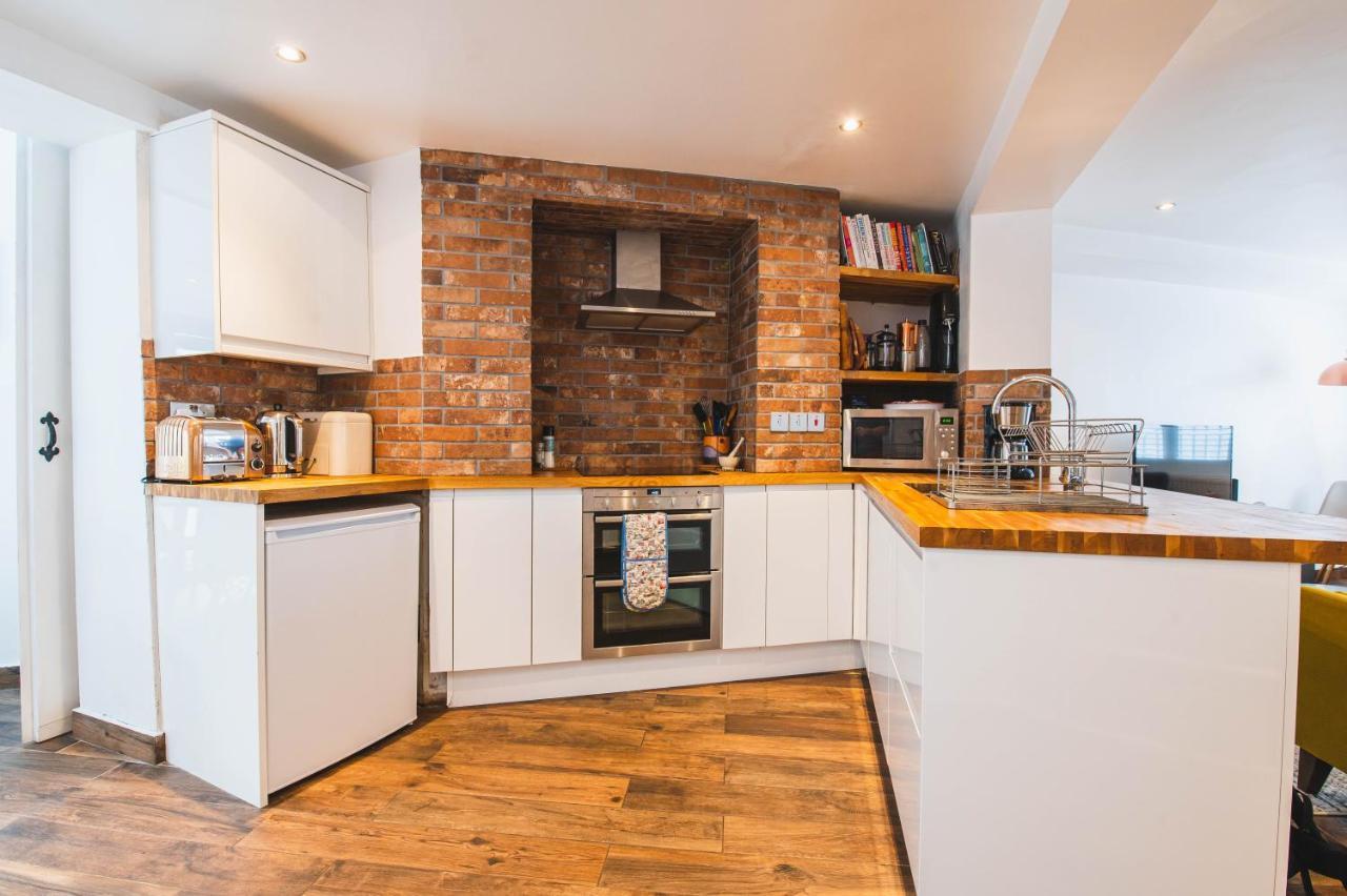 Pass The Keys - Modern & Stylish Garden Home In Islington 런던 외부 사진